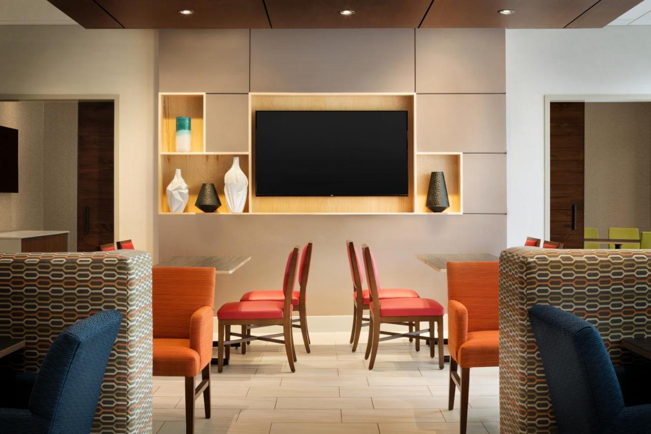 Holiday Inn Express Brooklyn - Kings Hwy, An Ihg Hotel Nueva York Exterior foto